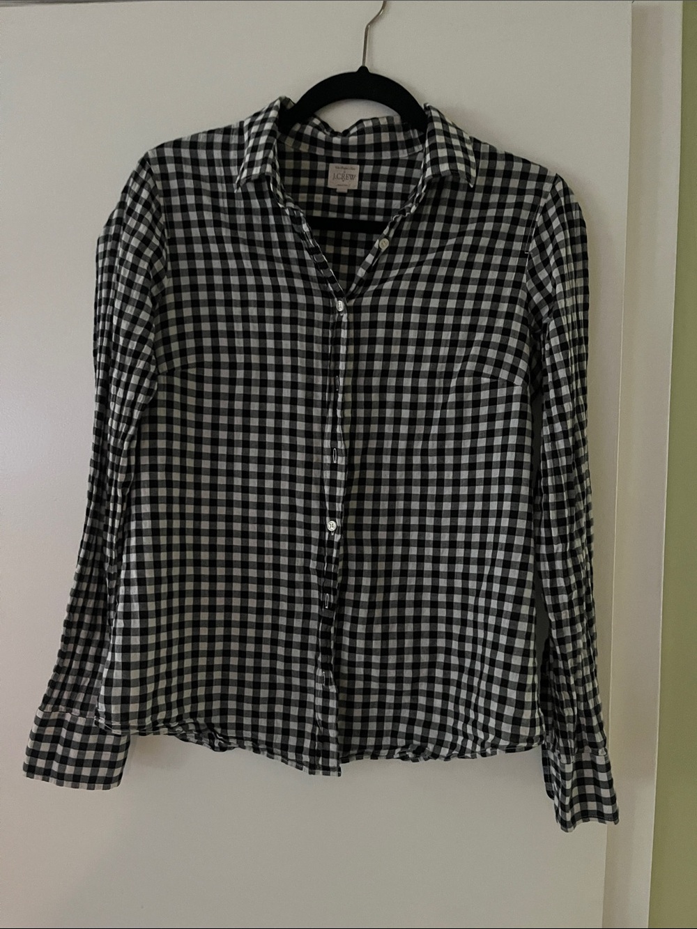 Black & White Gingham Button-Up women’s Shirt